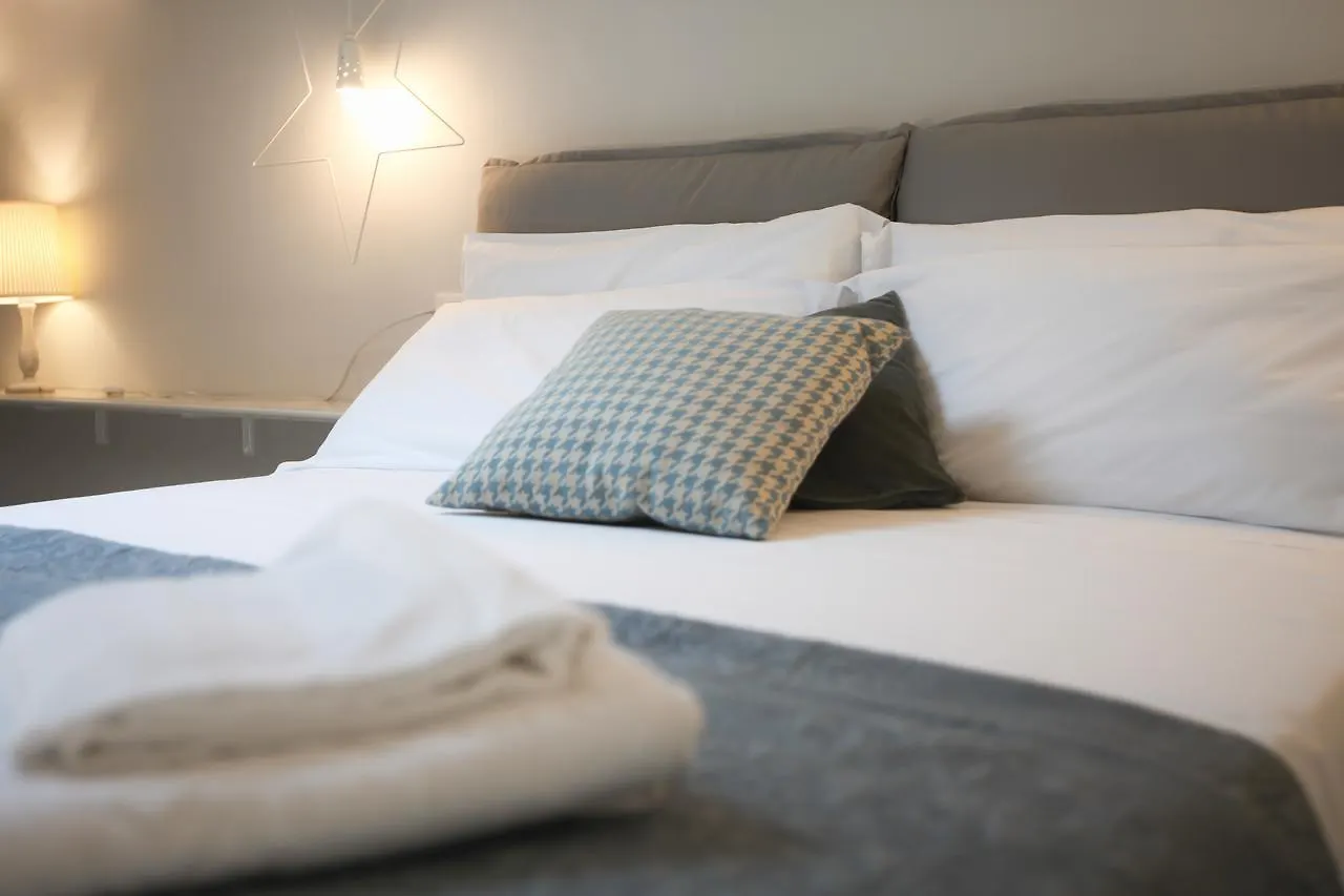 Hotel BED IN BO Porta San Mamolo Bologna Italia