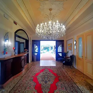 hotel-edelweiss-lido-di-jesolo.hotelinveneto.com/