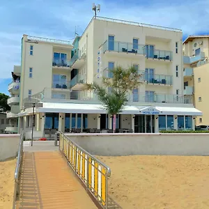 hotel-linda.hotelinveneto.com/